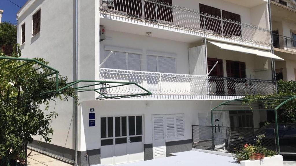 Apartment Gloria Подстрана Экстерьер фото